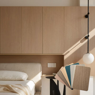 Décoration intérieure moderne Panneau mural intégré WPC Cristal de carbone et panneau de placage en bois métallique pour usage domestique commercial